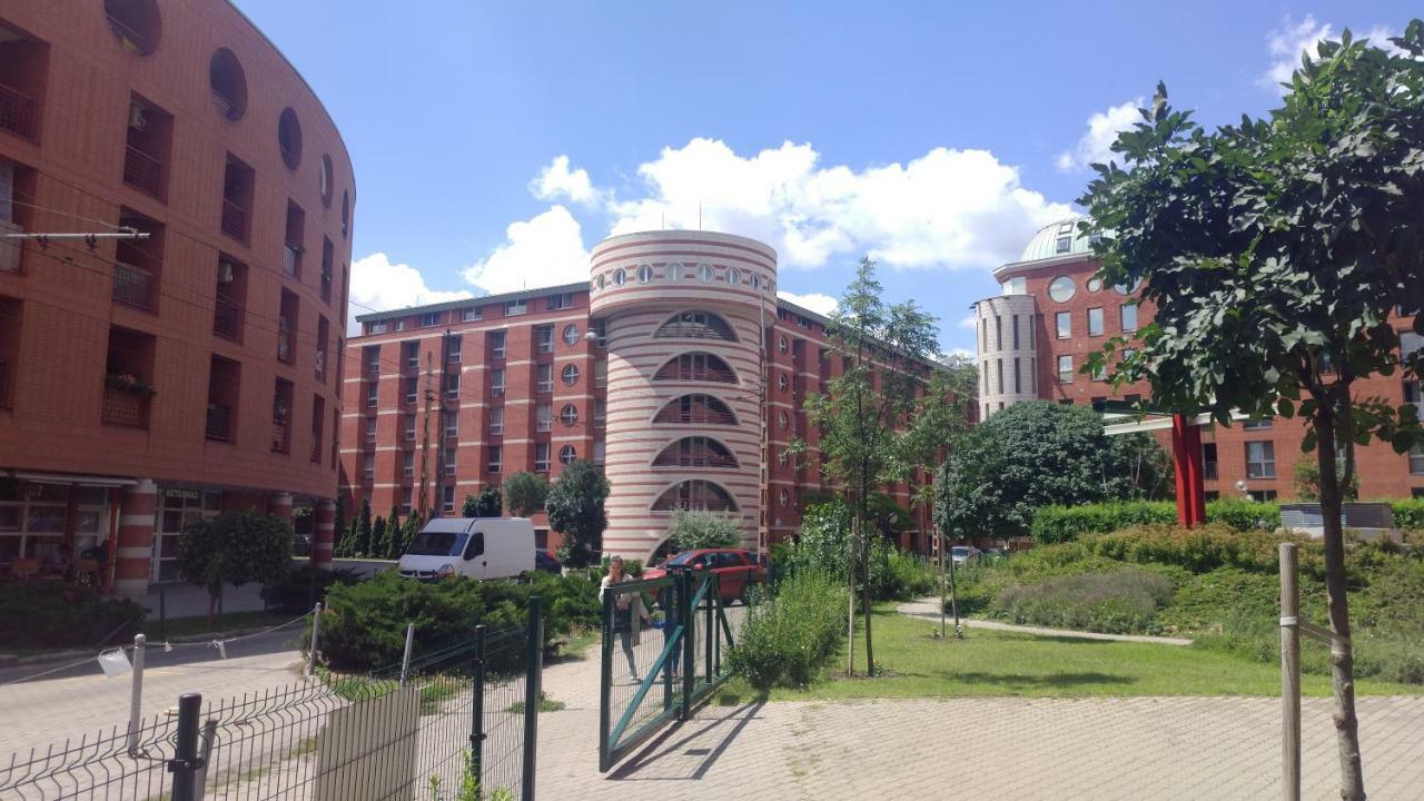 Baross Apartment *